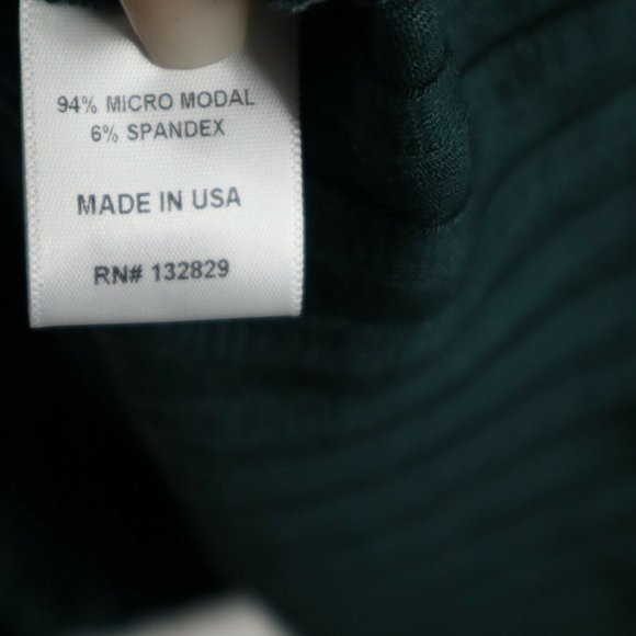 NWT Lovers + Friends Cut Out Turtleneck in Emerald Green SZ XL - Picture 8 of 10